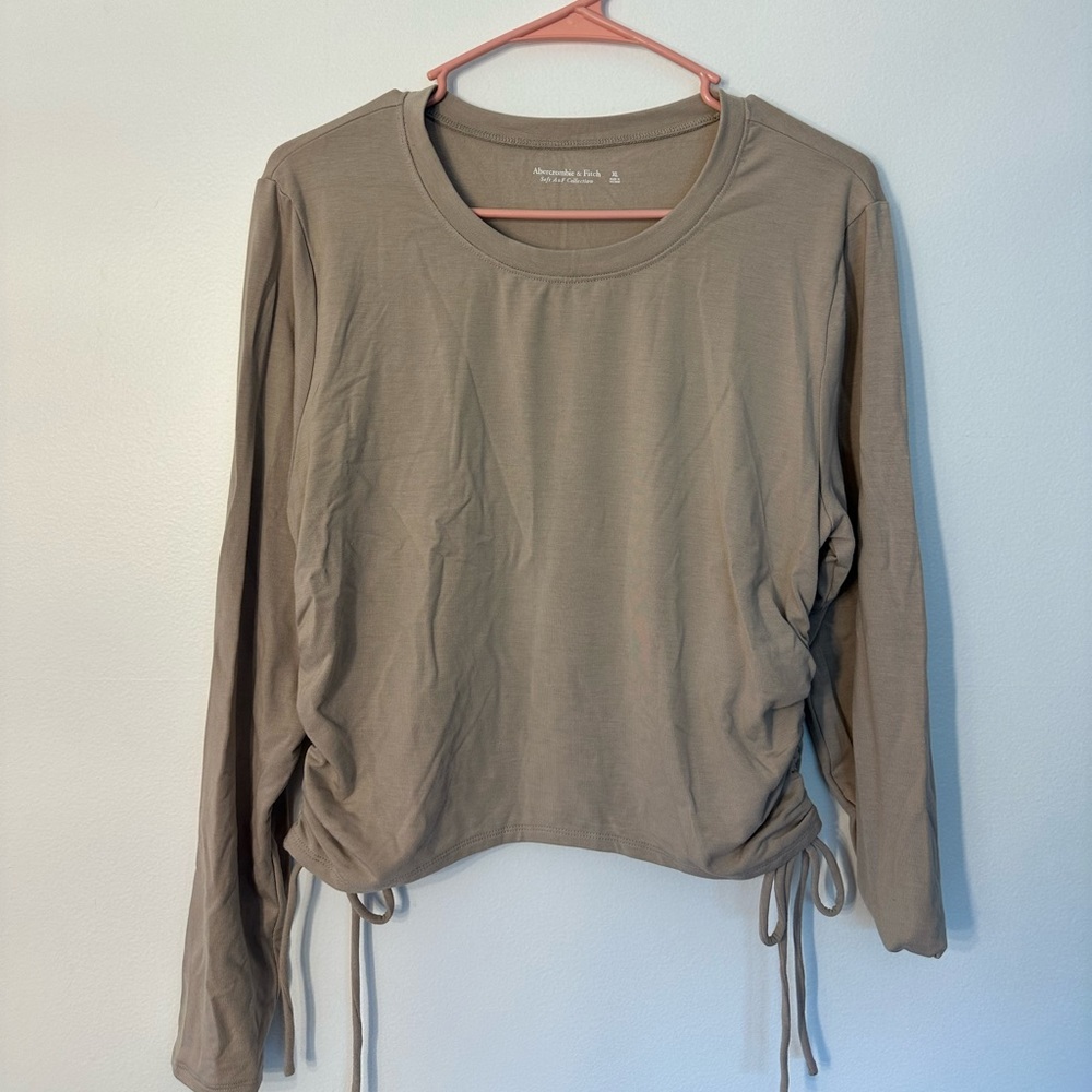ABERCROMBIE AND FITCH soft long sleeve shirt